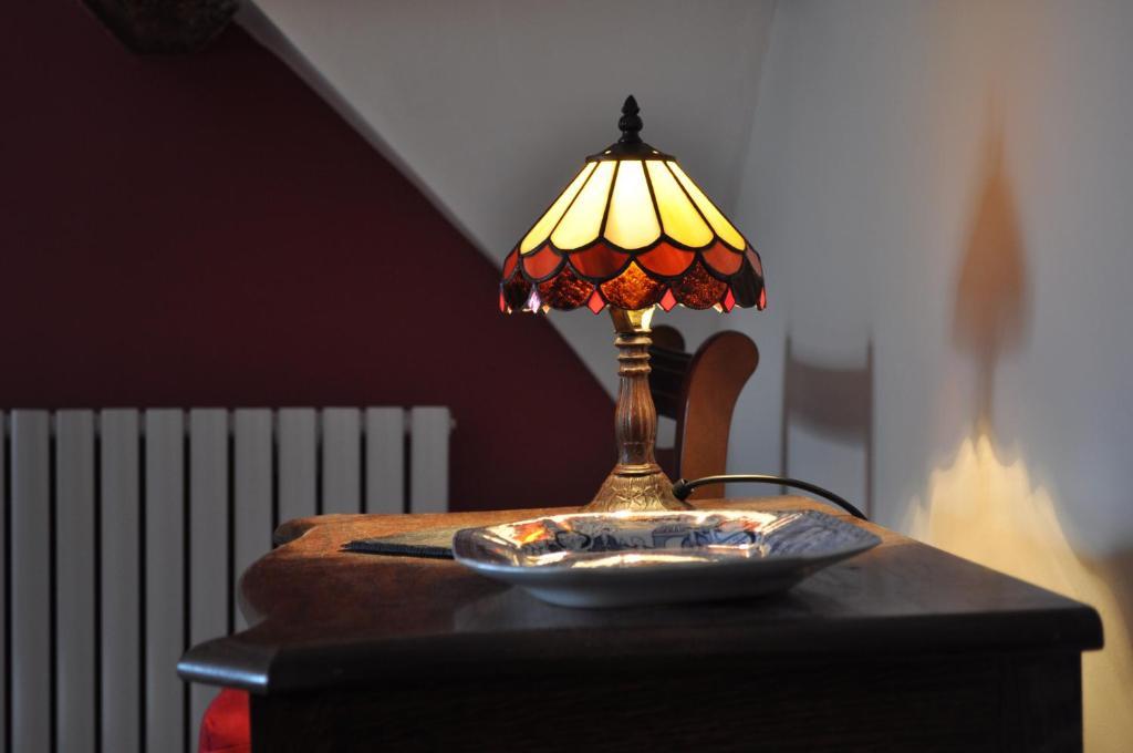نيونياتون Old Ivy House Bed & Breakfast الغرفة الصورة