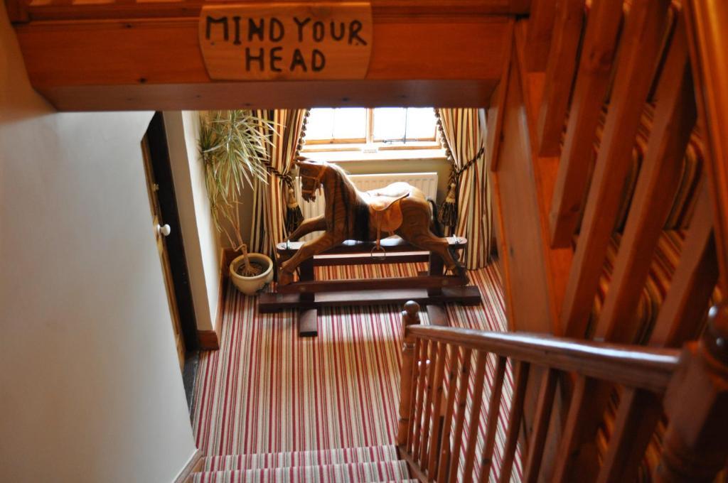 نيونياتون Old Ivy House Bed & Breakfast المظهر الخارجي الصورة